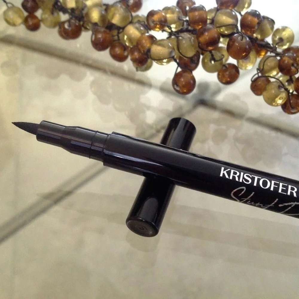 Kristofer Buckle Stunt Double Dual-Ended Liquid Eyeliner and Corrector in Black